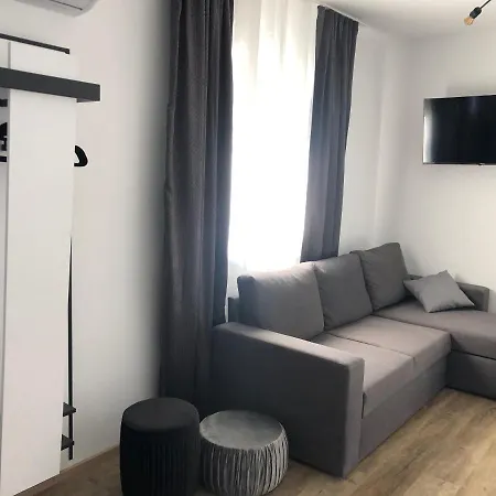Apartmaji Meli.Pu 4 Izola Exterior foto