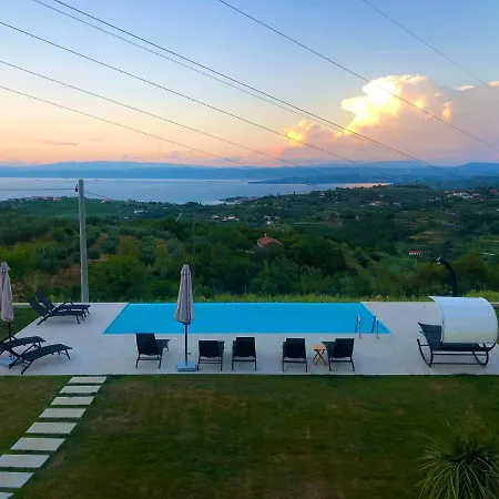 Apartmaji Meli.Pu 4 Izola Exterior foto